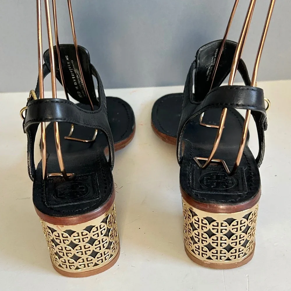 Tory Burch Sandals Size 8.5 Audra Black Leather T-Strap Thong Gold Logo Heel